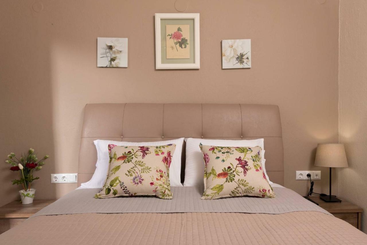 Pension Giannis Αdults Only Коинира Экстерьер фото