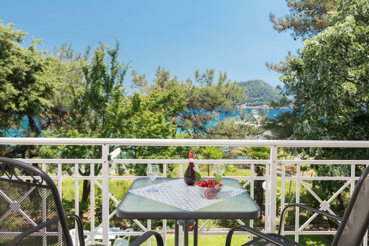 Pension Giannis Αdults Only Коинира Экстерьер фото
